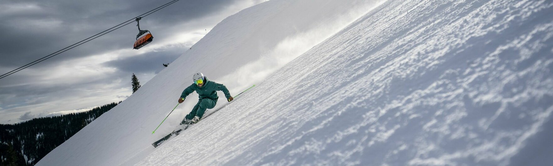 Skifahrer auf der Piste