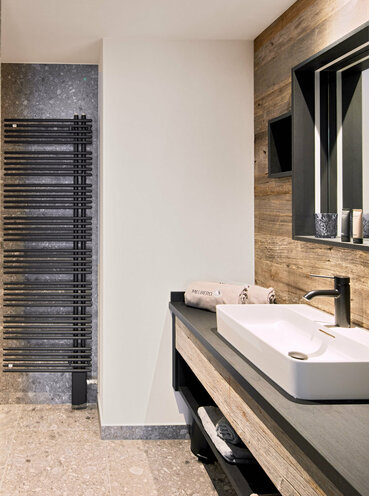 Blick ins Badezimmer im Mei.Auszeit Appartement