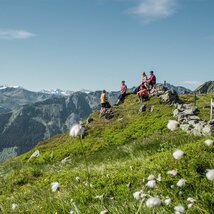 Gruppe von Wanderern bei der Rast